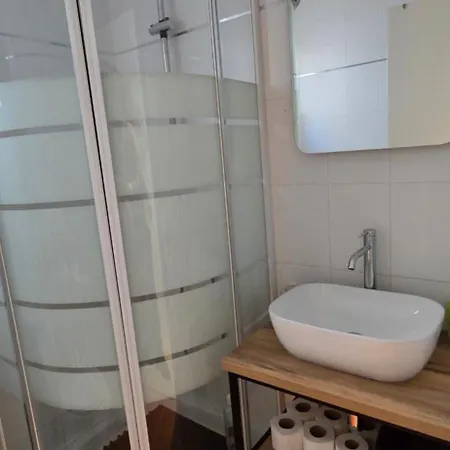 Arboli Apartment